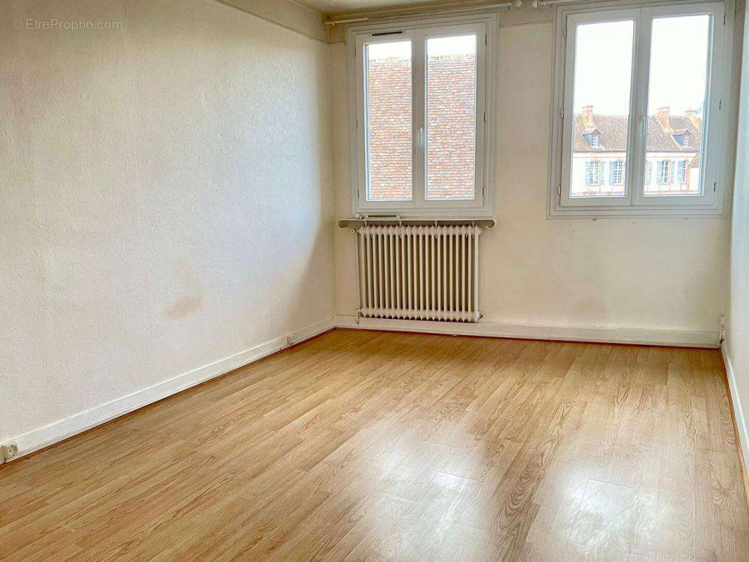 Appartement à VERNEUIL-SUR-AVRE