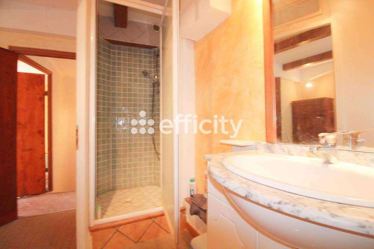 Appartement à GEMENOS