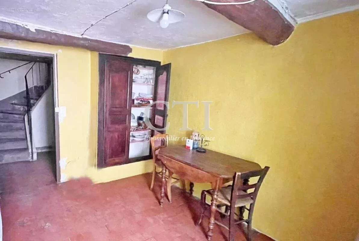 Maison à MIRABEL-AUX-BARONNIES