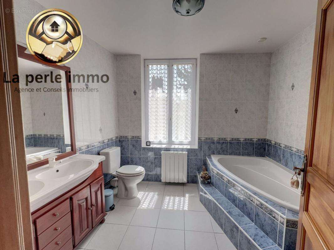 Maison à SAINT-GERVAIS