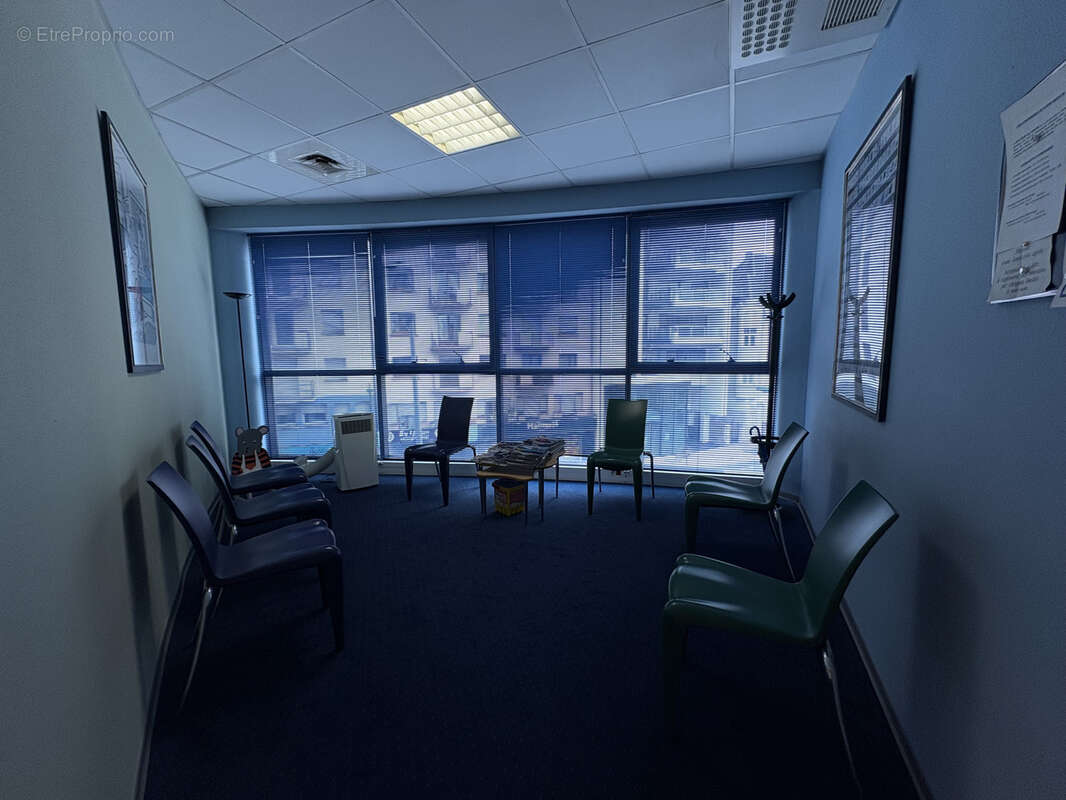 Commerce à SAINT-LOUIS