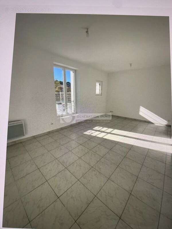Appartement à ORGON