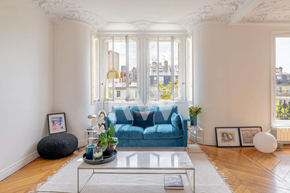 Appartement à PARIS-15E