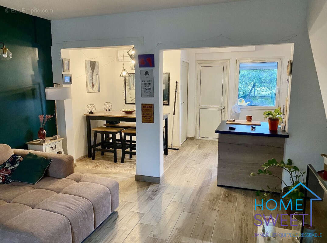 Maison à FLEURY-LES-AUBRAIS