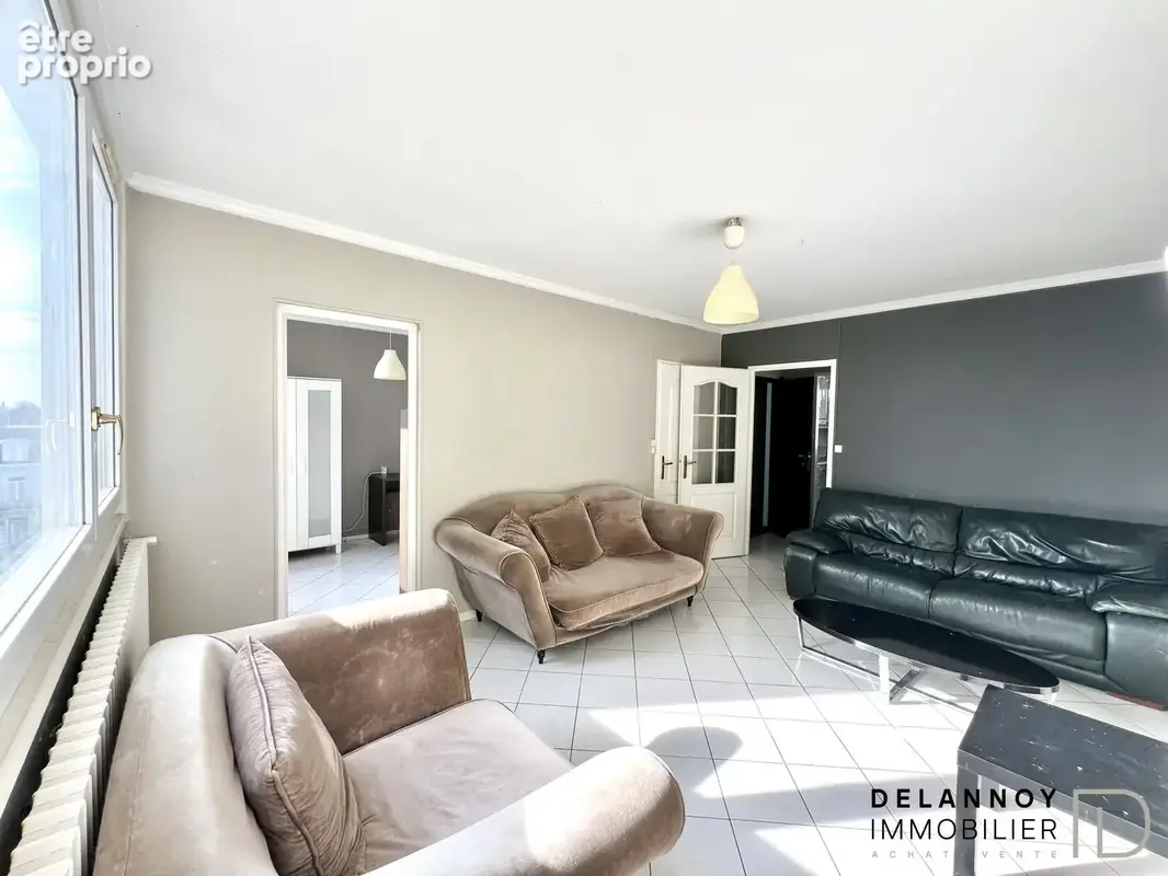 Appartement 4 pièces 71 m² à vendre à Lille (59800) - photo 2
