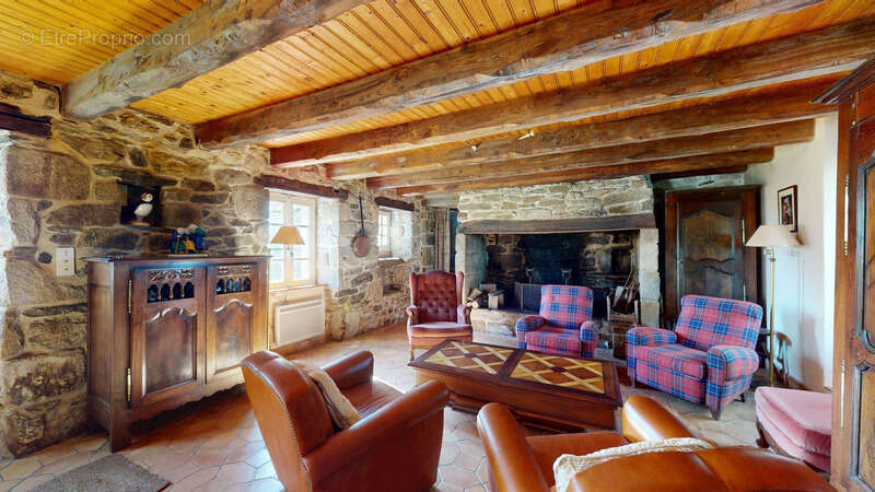 Maison à CLEDEN-CAP-SIZUN