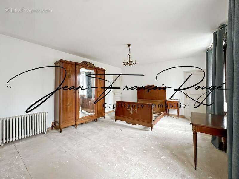 Maison à TOURVILLE-SUR-SIENNE