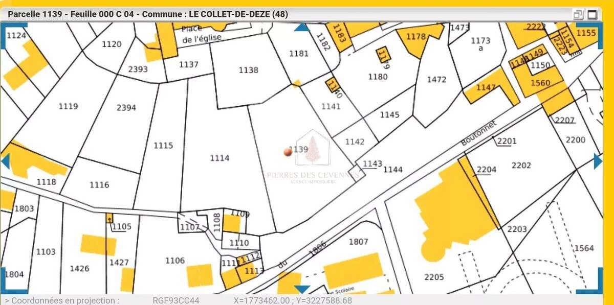 Terrain à LE COLLET-DE-DEZE