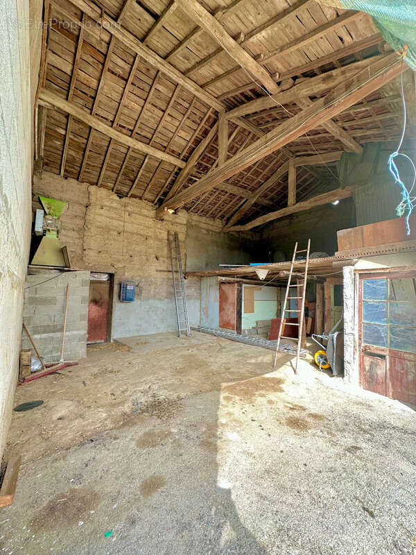 Dpt Rhône (69), à vendre AVEIZE,  Ferme, 4 chambres et nombreuses dépendances - photo 18
