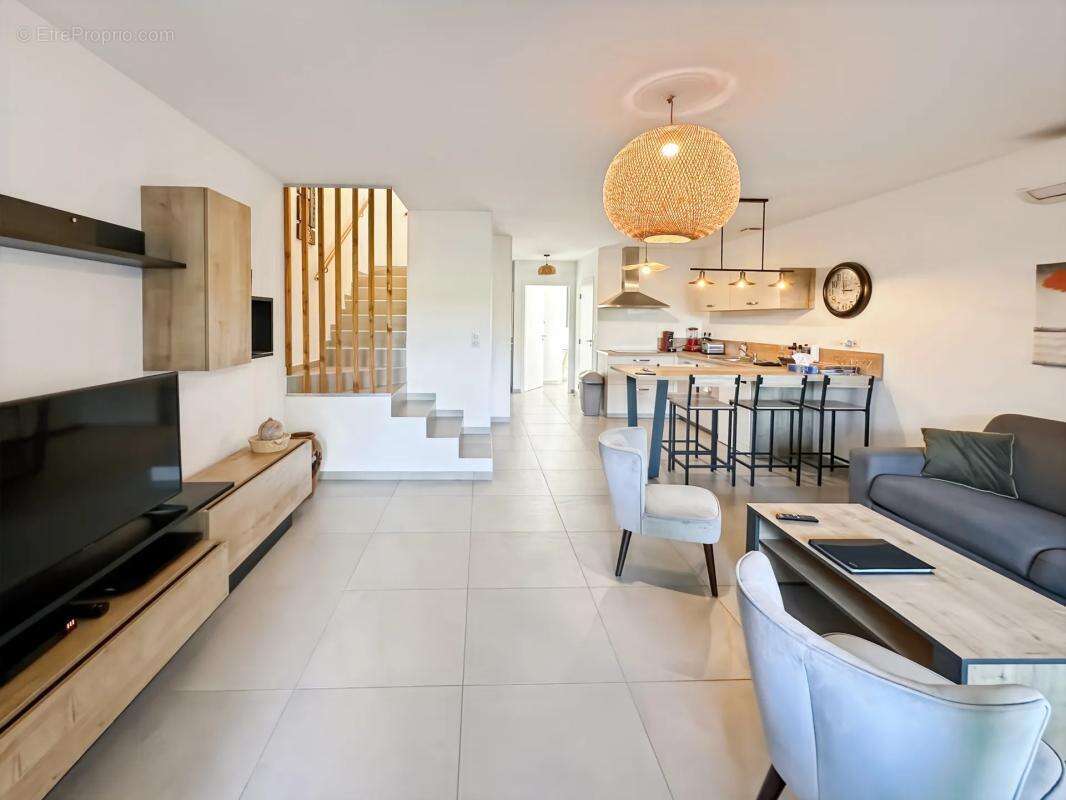 Appartement à LECCI