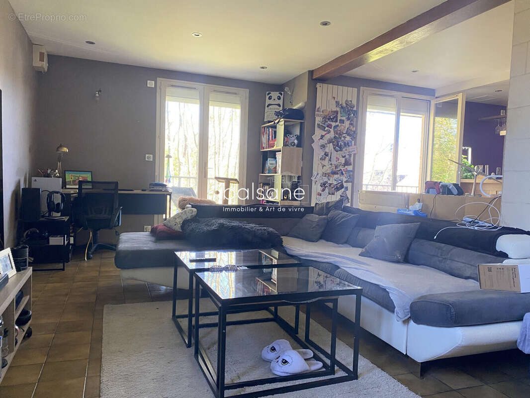 Appartement à PETIT-COURONNE