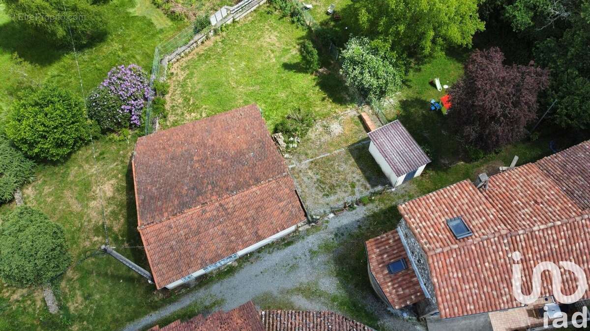 Photo 2 - Maison à COMPREIGNAC