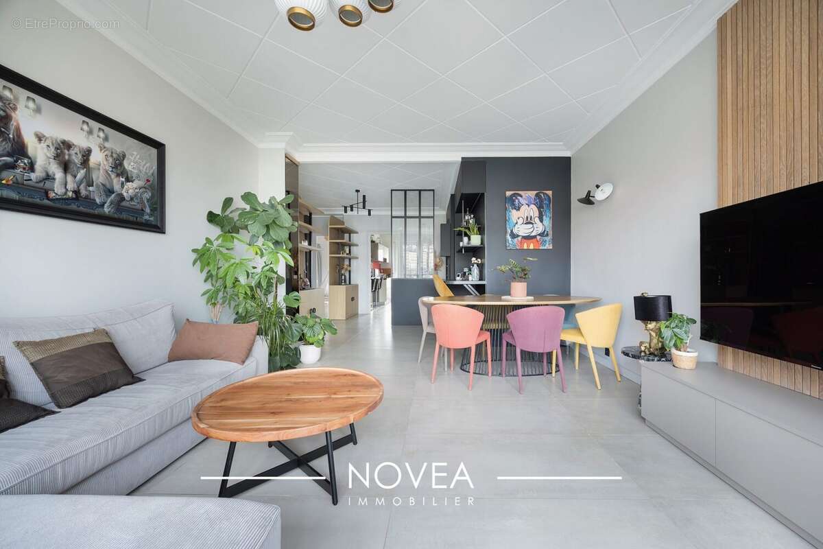 Appartement à LYON-6E