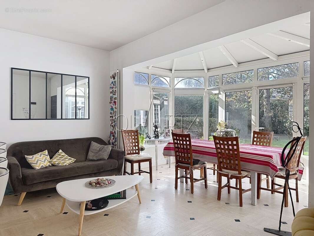 Maison à VERSAILLES