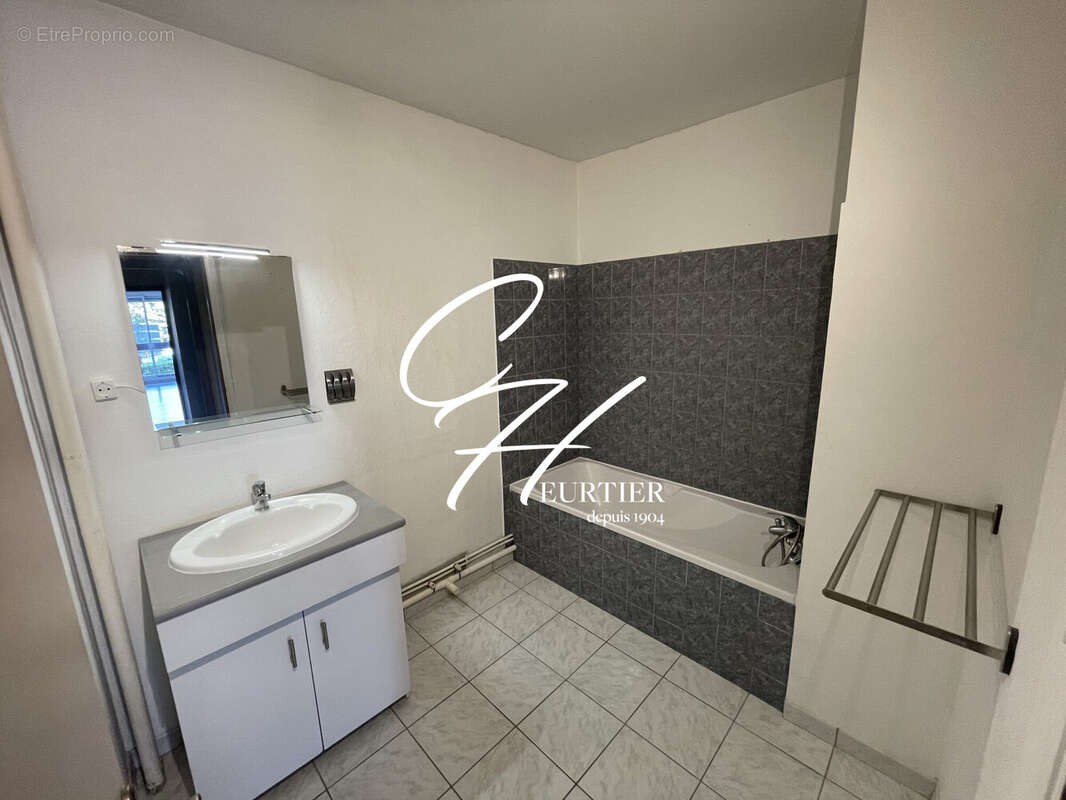 Appartement à ECHIROLLES