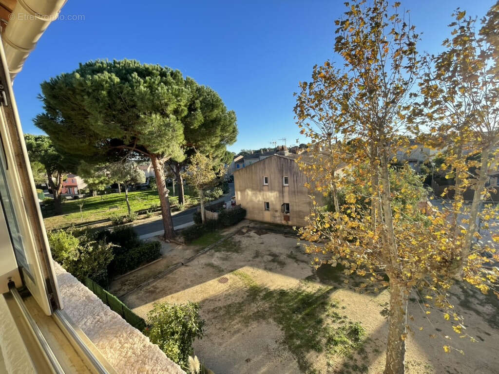 Appartement à LA LONDE-LES-MAURES