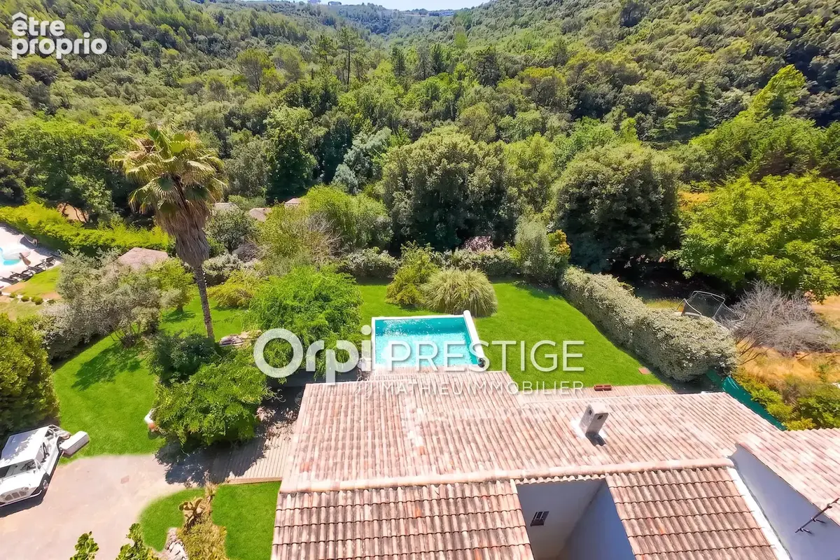 Maison 8 pièces 188 m² à vendre à Biot (06410) - photo 3