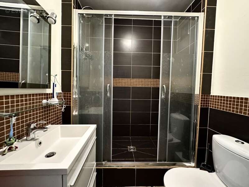 Appartement à MARSEILLE-9E