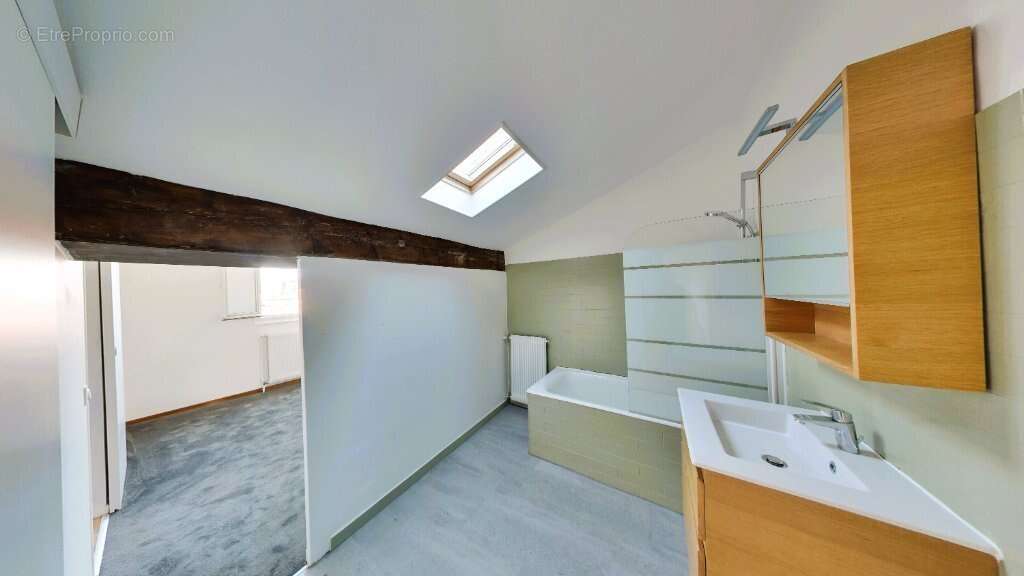 Appartement à LYON-4E