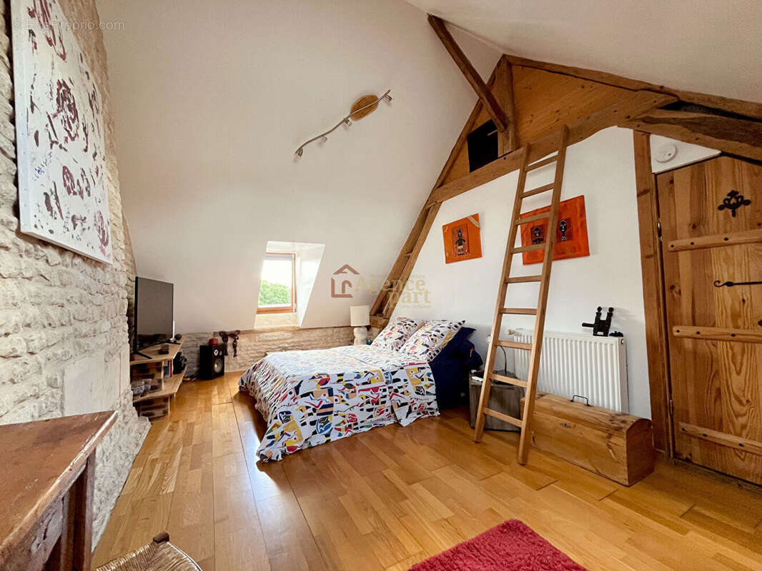 Maison à SAINT-SYLVAIN