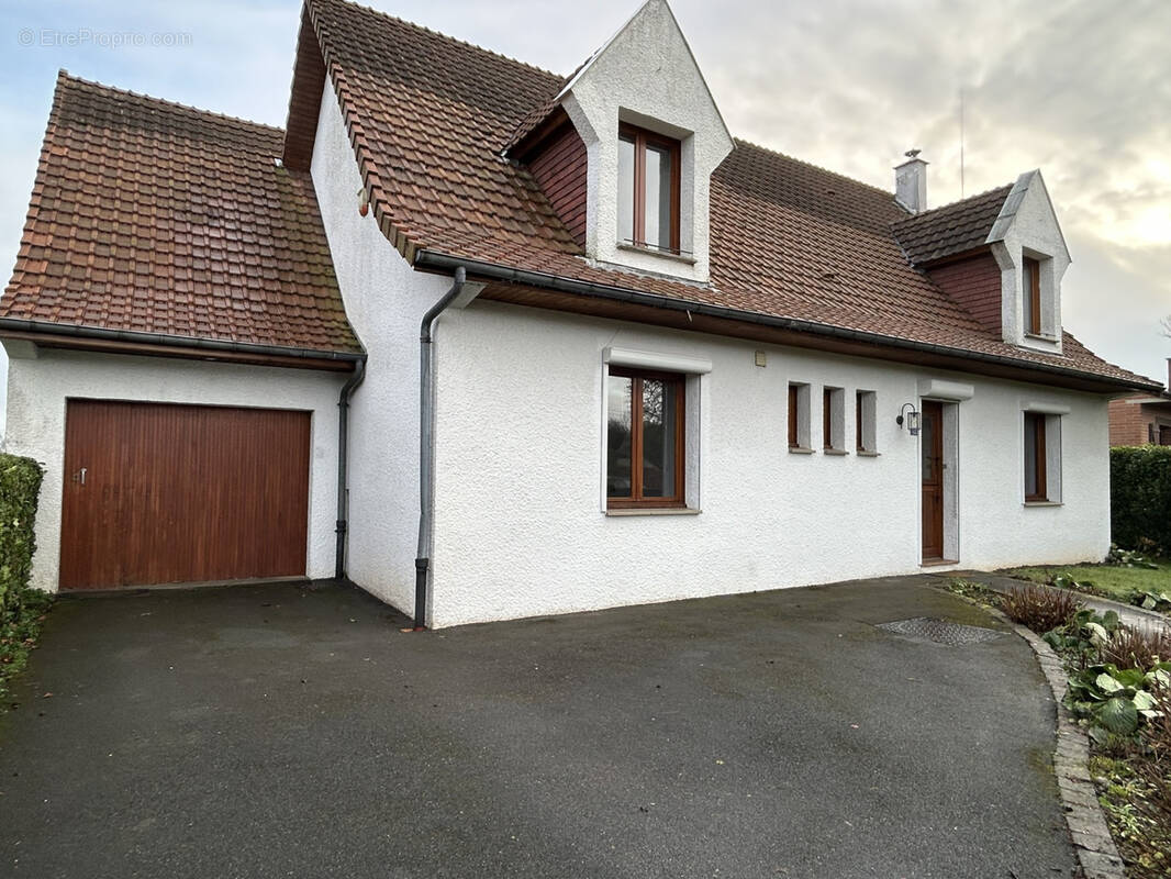 Maison à SIMENCOURT