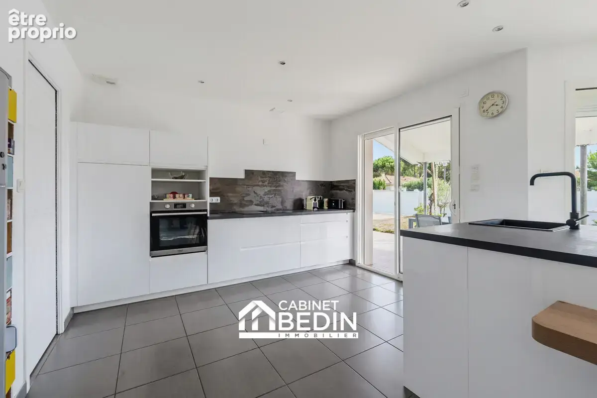 Maison 6 pièces 170 m² à vendre à Ares (33740) - photo 5