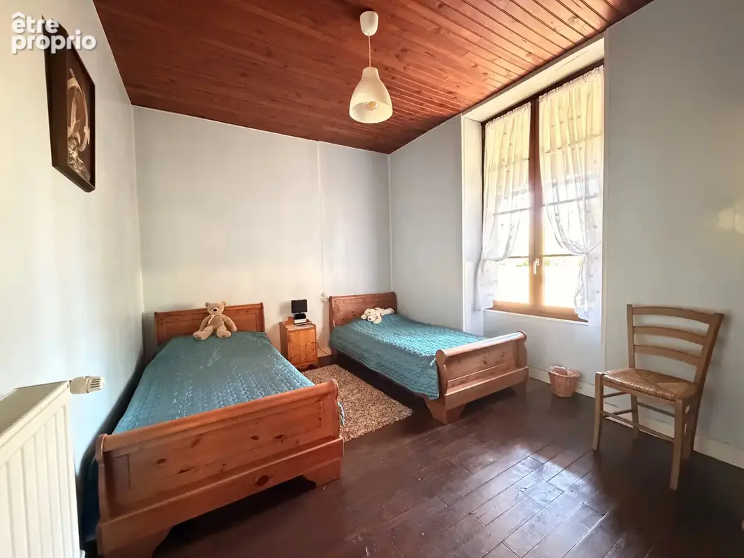 Belle propriété de caractère de 5 chambres dans un environnement paisible - photo 9