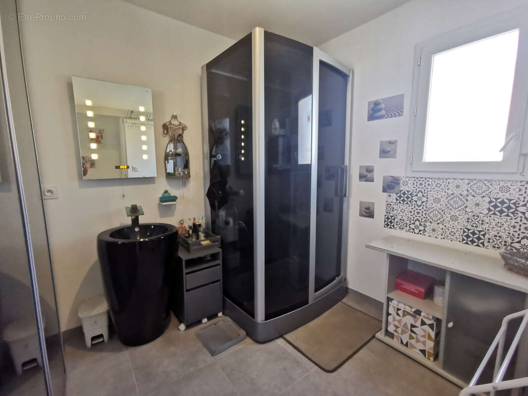 Maison à SAINT-MATHIEU-DE-TREVIERS