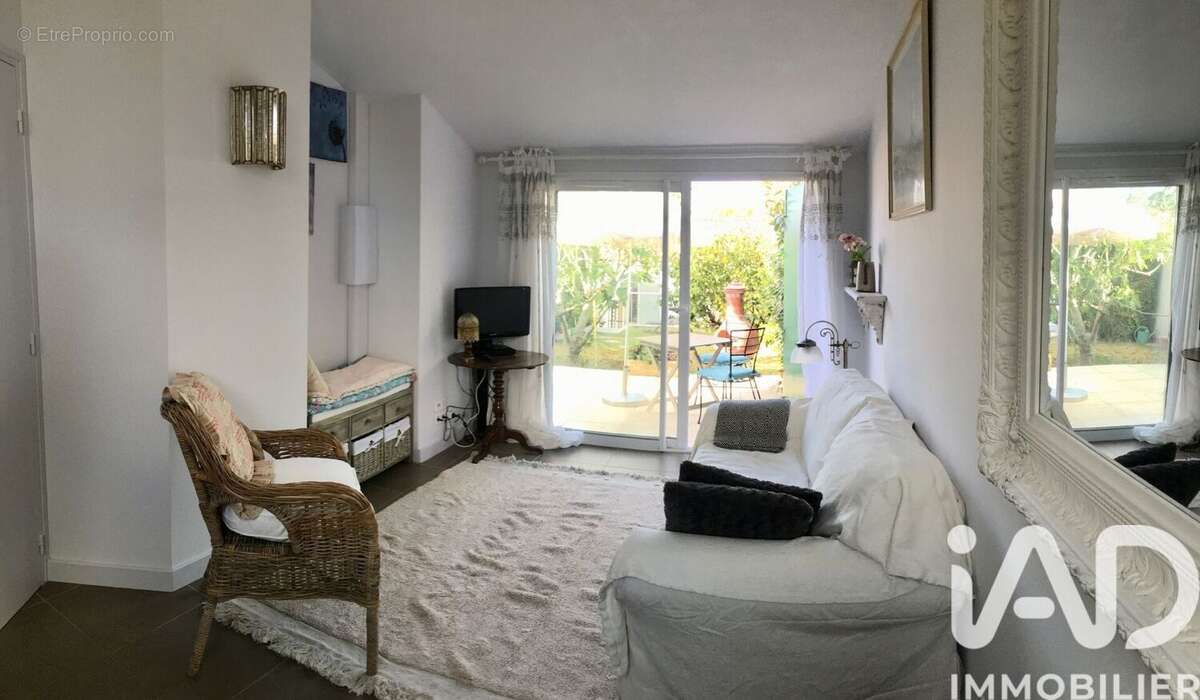 Photo 2 - Maison à LA FLOTTE