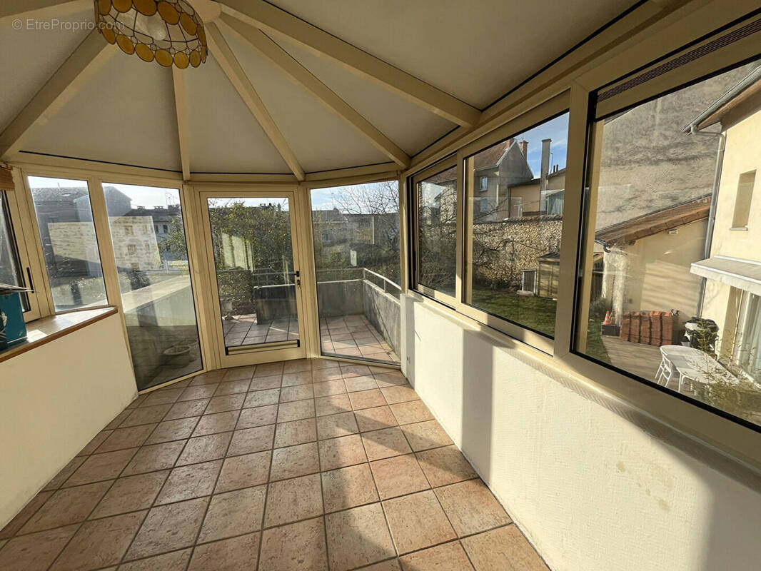 Appartement à BOURG-EN-BRESSE