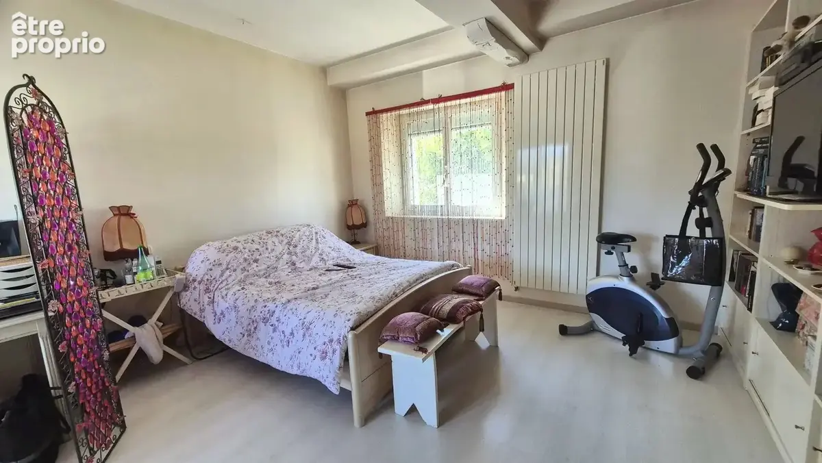 A VENDRE, SAINT-PÉ-DE-BIGORRE, Maison de 192 m² habitables sur une parcelle de 565 m² - photo 5