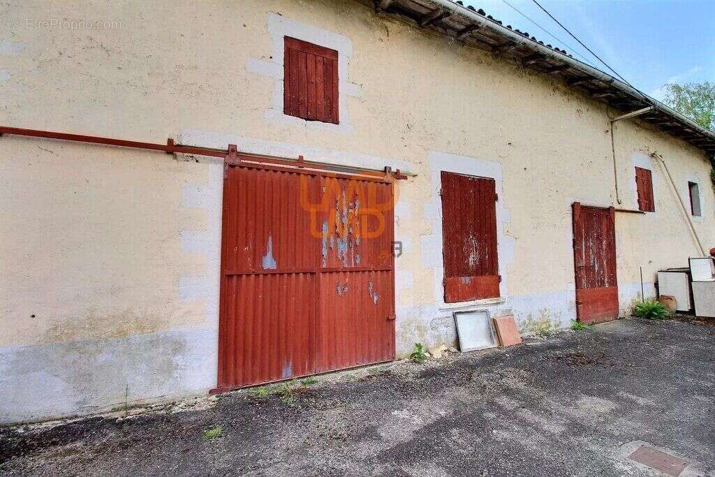 Maison à LES TOUCHES-DE-PERIGNY