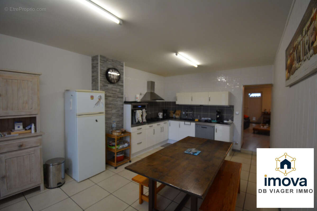 Maison à PUY-GUILLAUME