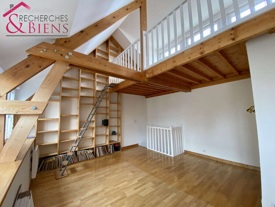 Maison à SAINT-VAAST-LA-HOUGUE