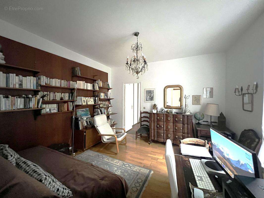 Appartement à SAINT-CLOUD