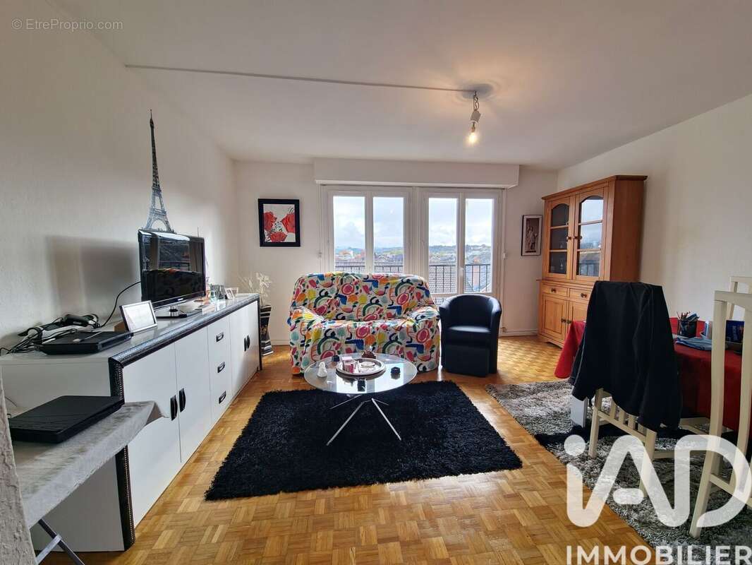 Photo 2 - Appartement à BRIVE-LA-GAILLARDE