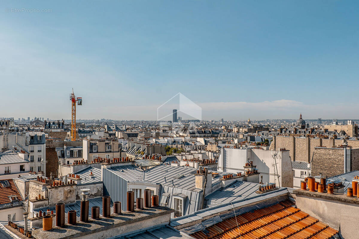 Appartement à PARIS-17E
