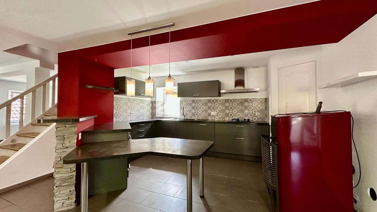 Photo 3 - Maison à MAISONSGOUTTE