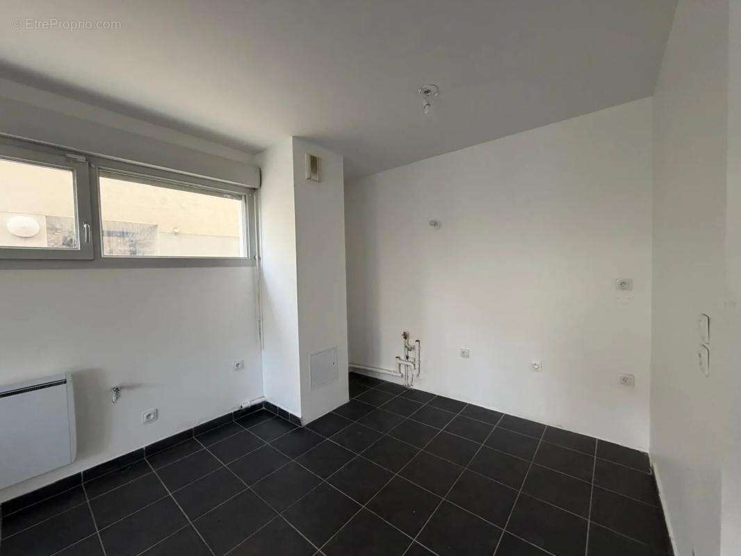 Appartement à LYON-8E