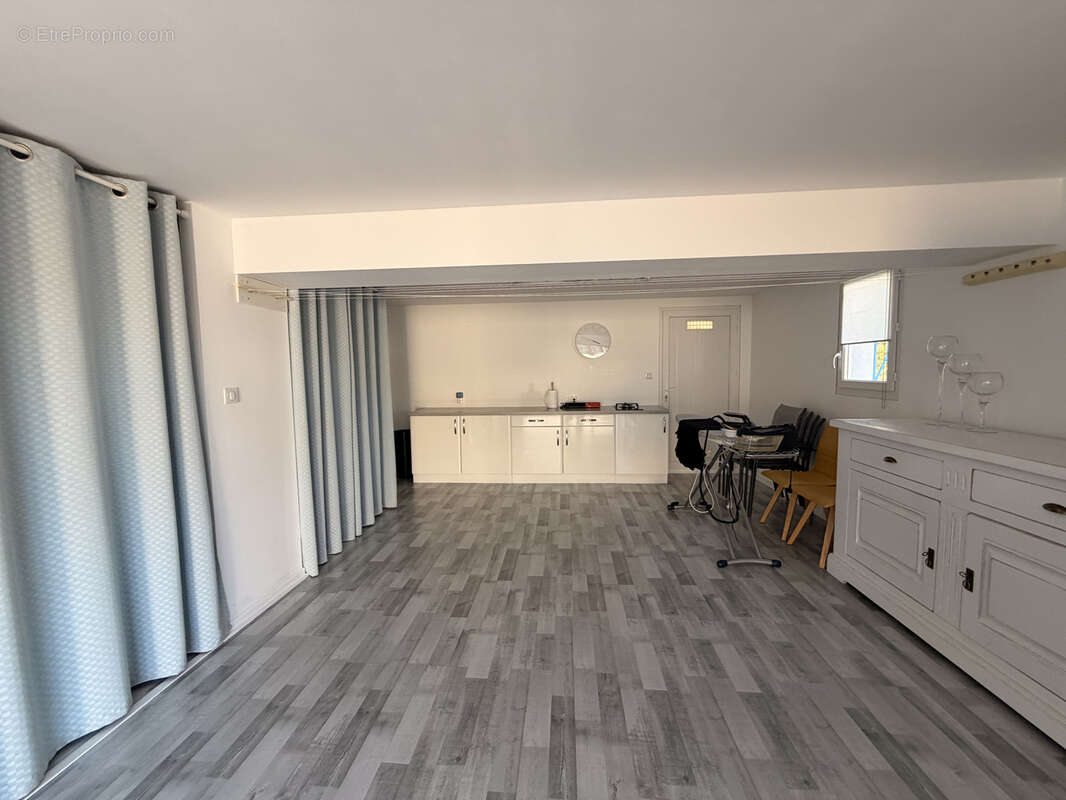 Maison à MESCHERS-SUR-GIRONDE