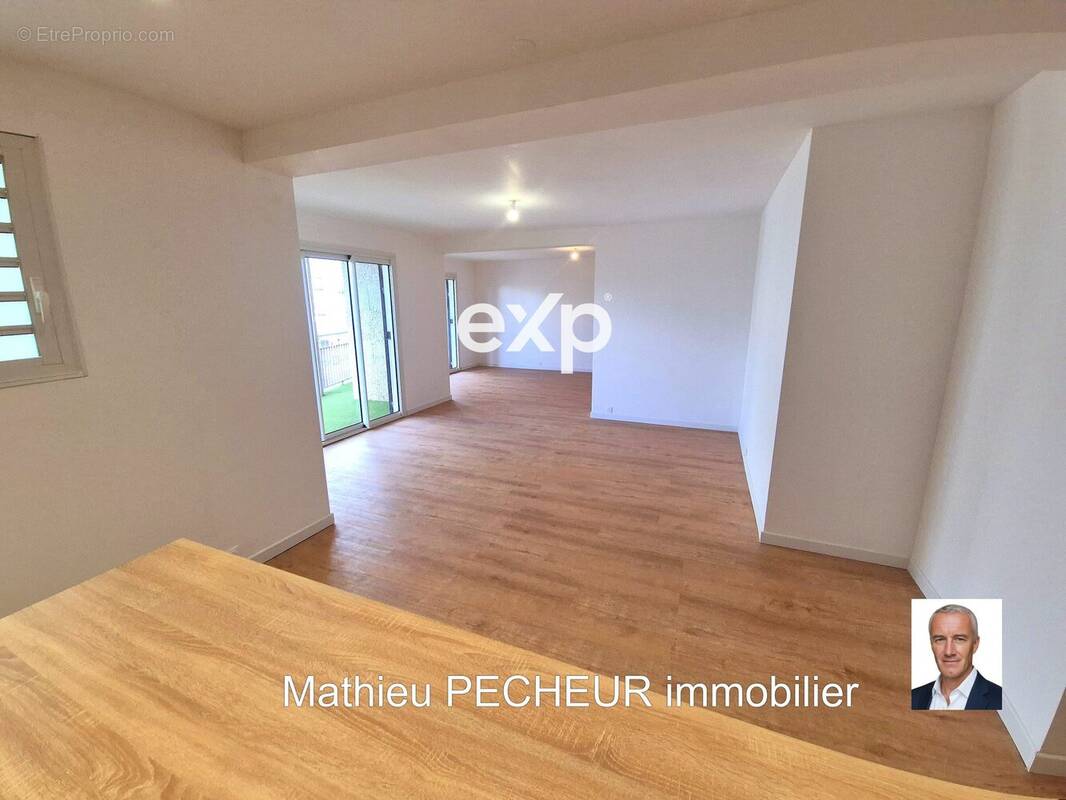 Appartement à SAINT-DENIS