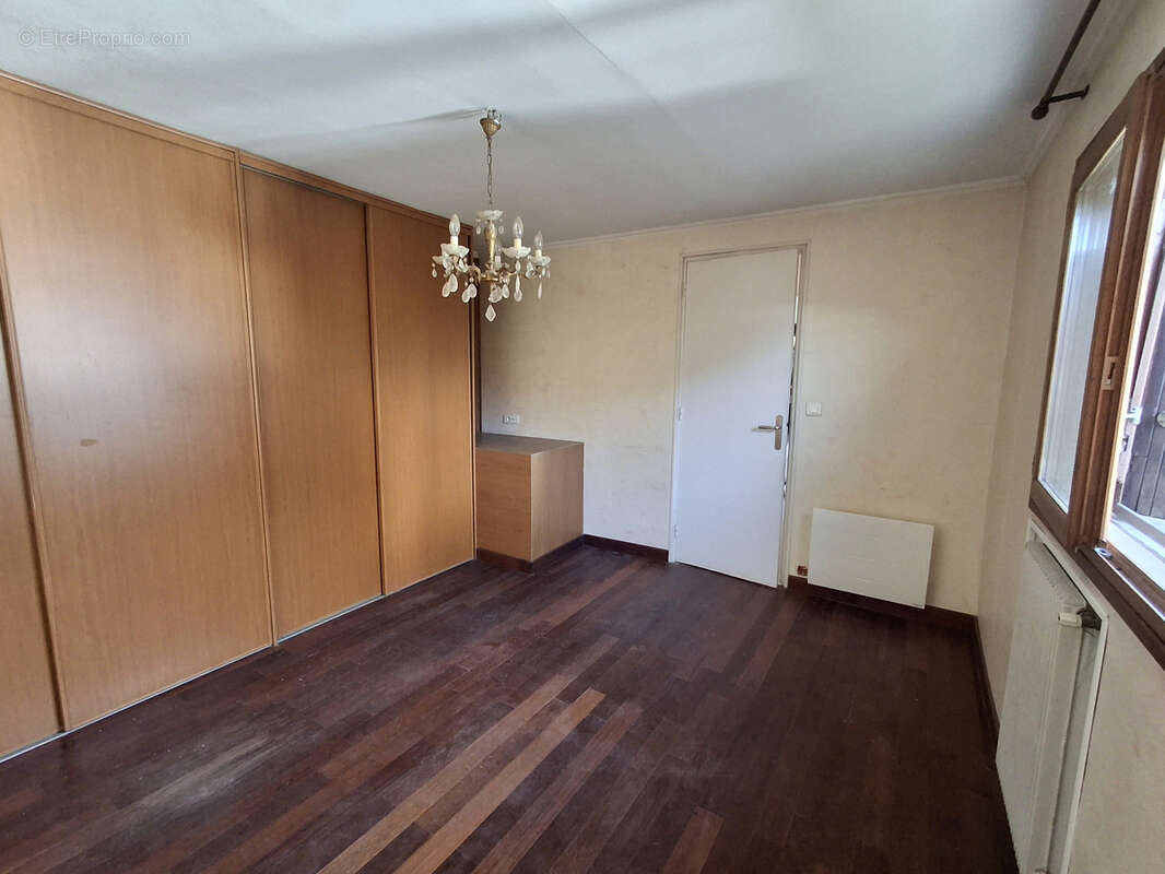 Maison à LE PERREUX-SUR-MARNE