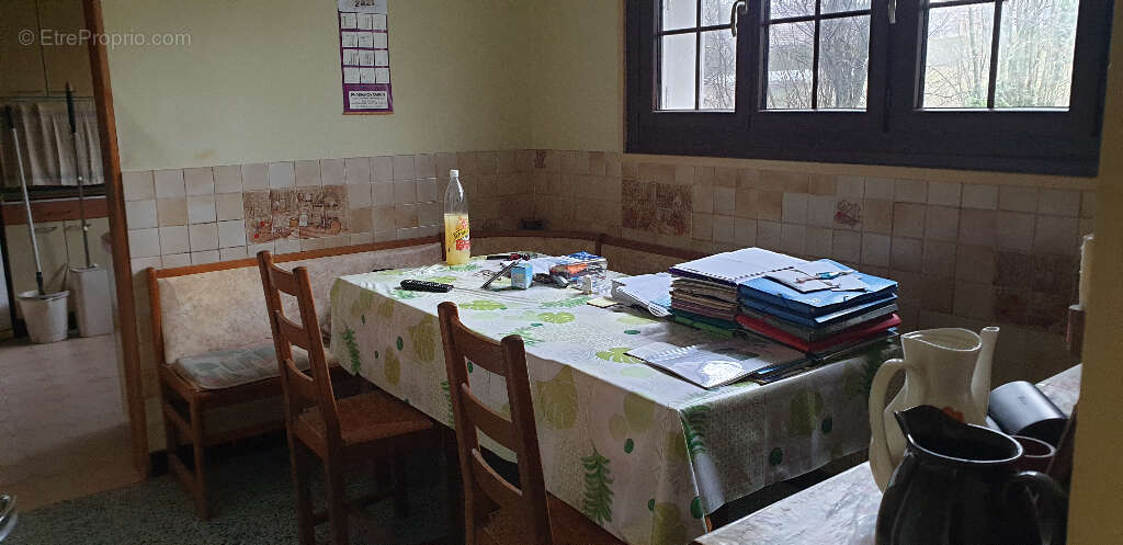 Maison à MONTREUIL-SUR-BRECHE