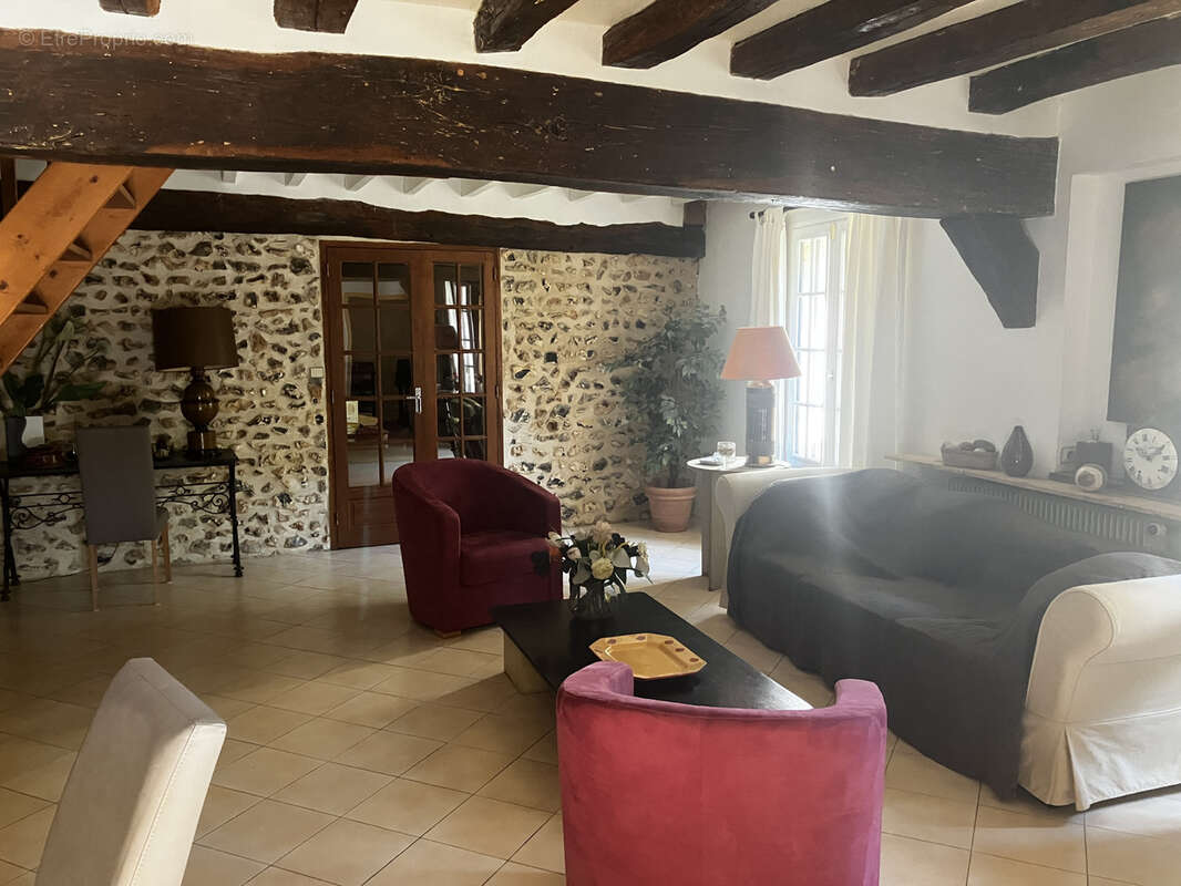 Maison à PACY-SUR-EURE