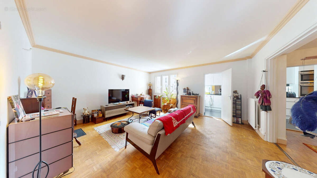 Appartement à PARIS-19E