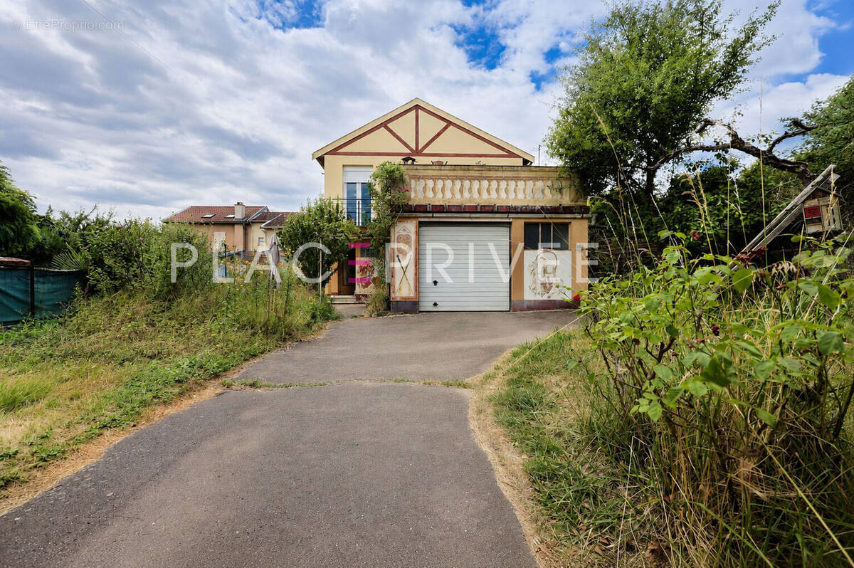 Maison à SAINT-MAX