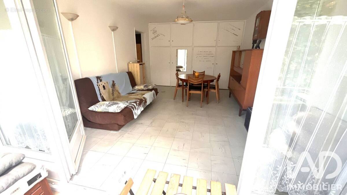 Photo 1 - Appartement à VILLENEUVE-LE-ROI