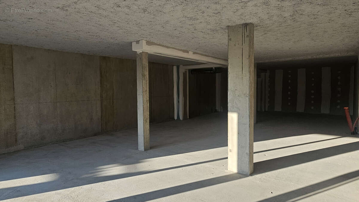 CELLULE 4 / 99,70 M2 - photo 3