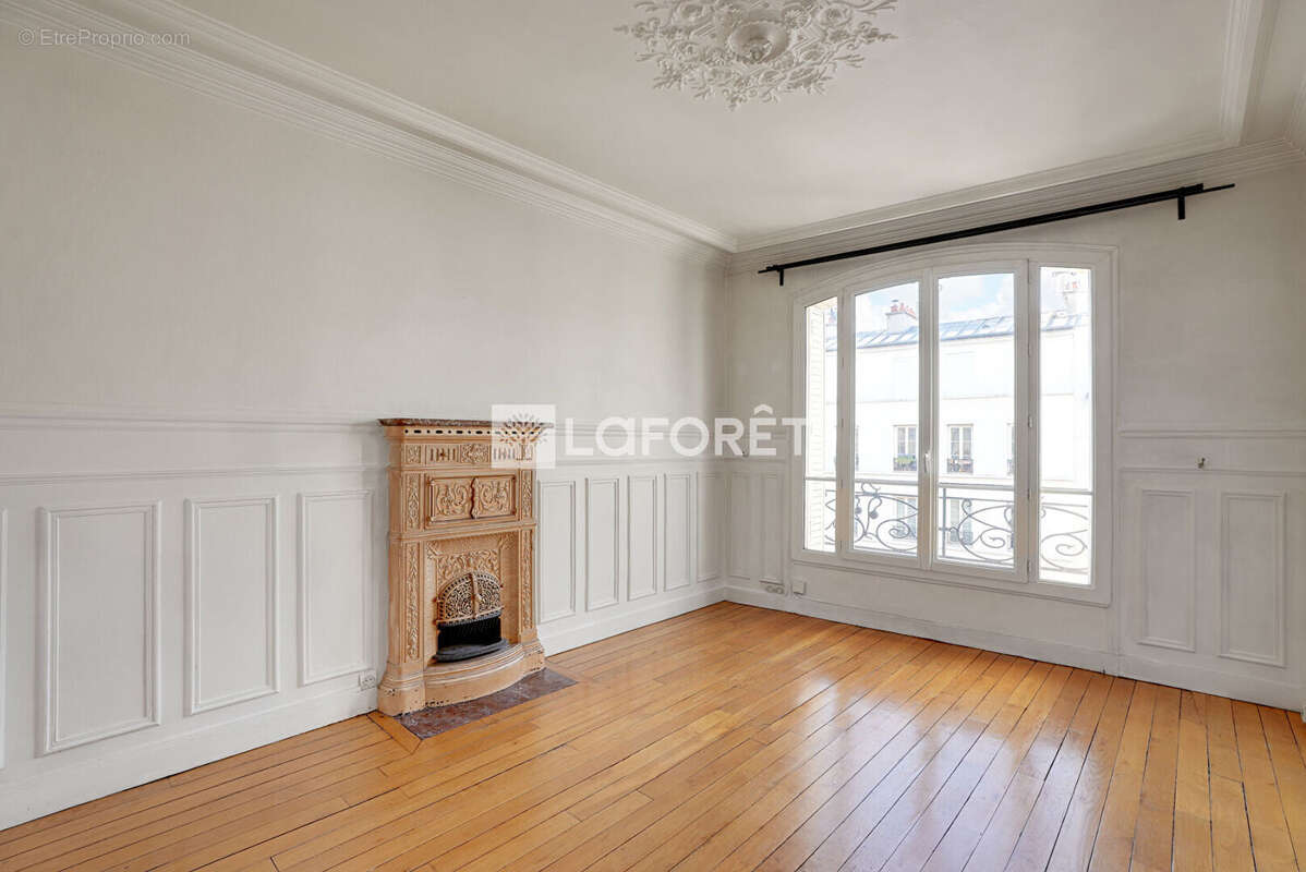 Appartement à PARIS-12E