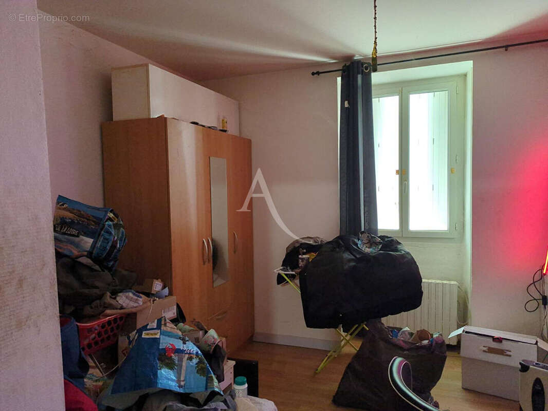 Appartement à LES PONTS-DE-CE